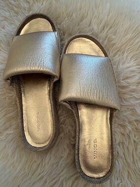 Vince  Jesse Metallic Champagne Gold Slide Mules Size 9M